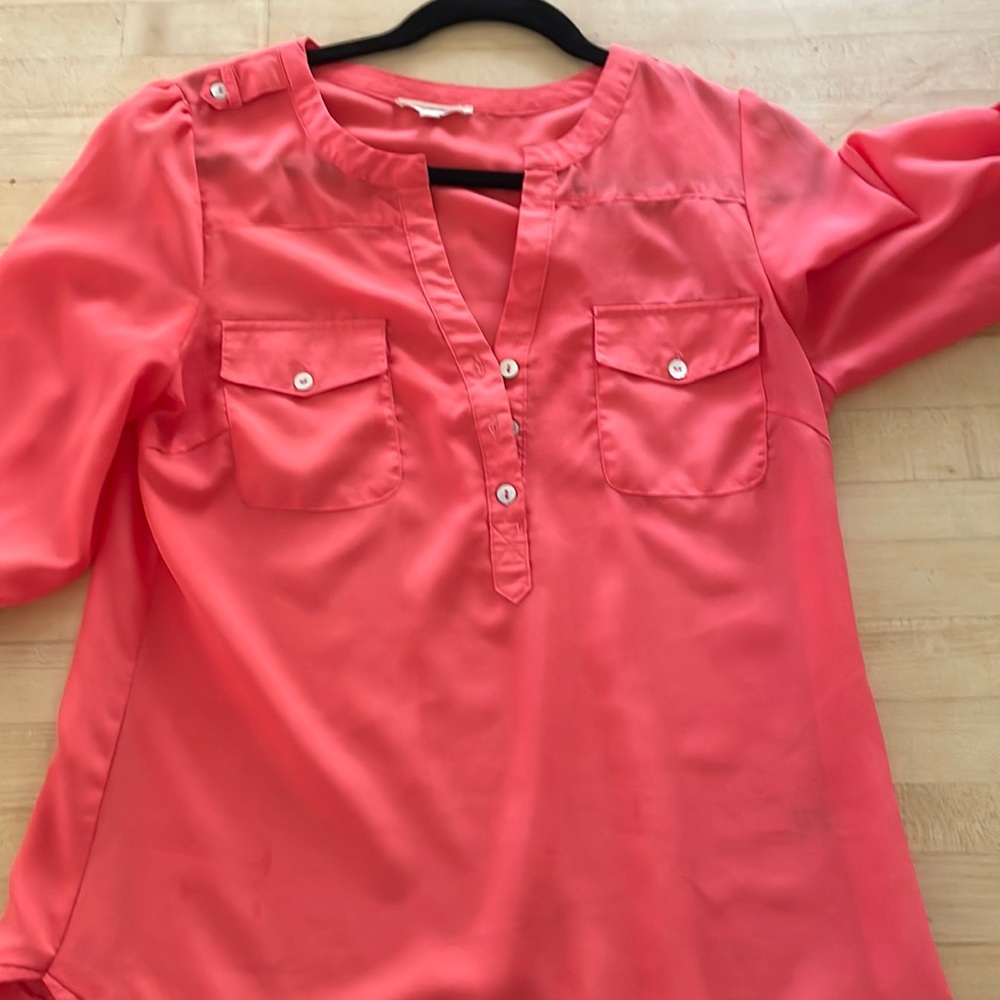 Women’s fancy top size M